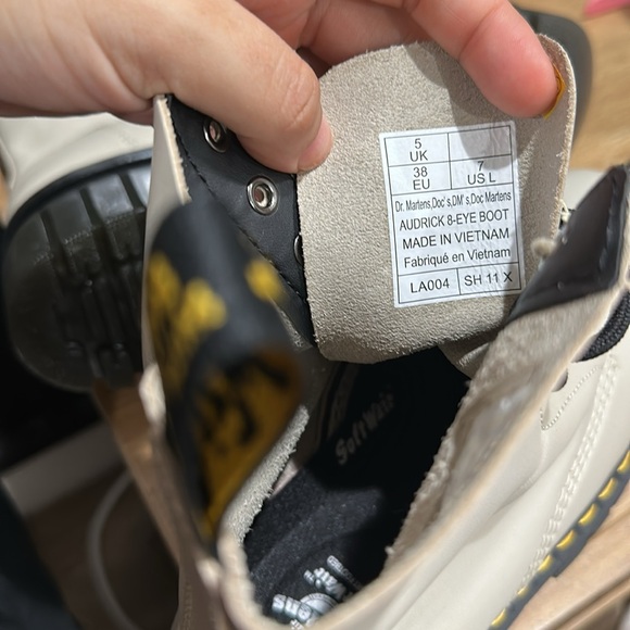 Dr Marten AUDRICK NAPPA LEATHER PLATFORM ANKLE BOOTS - Picture 10 of 10